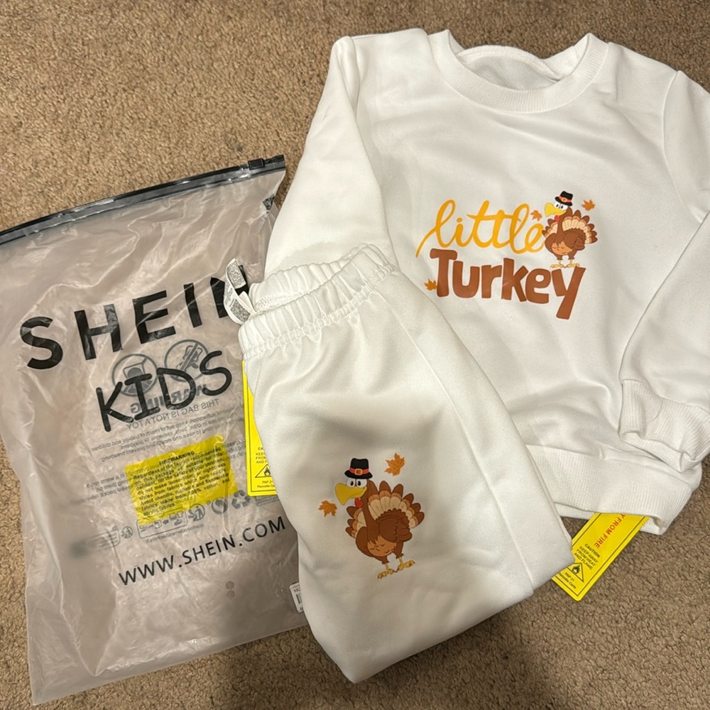 SHEIN Kids-Thanksgiving Set- 2/3Yrs